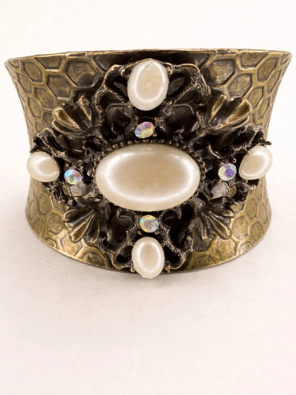 Boho Gold Tone Cuff Bracelet Faux Pearl‎ Rhinestone Statement Bracelet